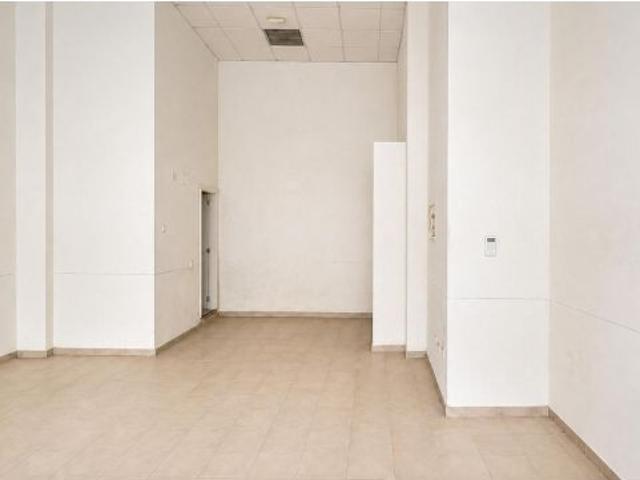 Local en venta en planta calle junto a General Ricardos