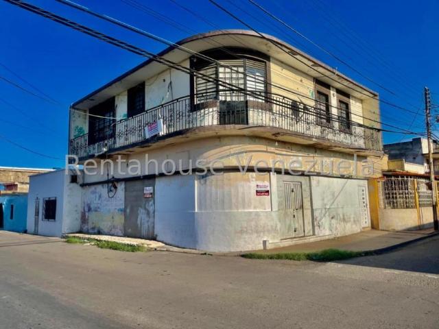 Local en Venta en Punto Fijo Falcón 100 m2