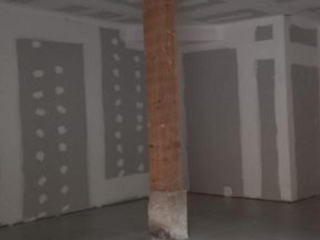 LOCAL EN VENTA ESQUINA EN CALLE MOLINOS