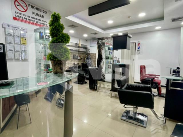 Local en venta INCLUYE MOBILIARIO C.C. Colinas de Carrizal