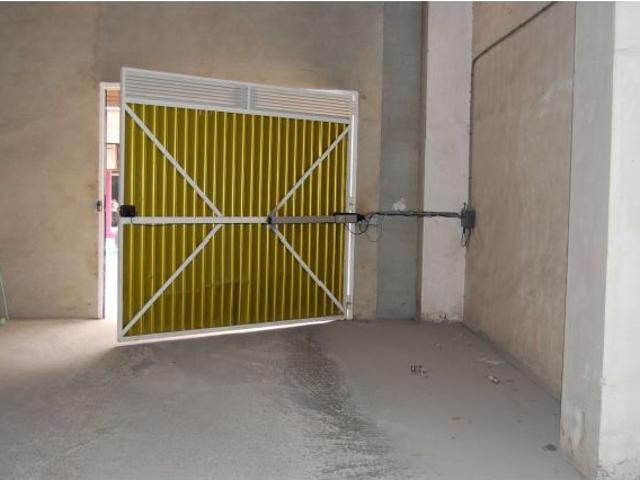 LOCAL EN VENTA O ALQUILER CON VADO