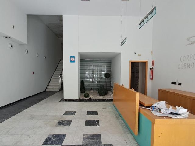 Local en Venta o Alquiler en Ubicación Estratégica Tarragona