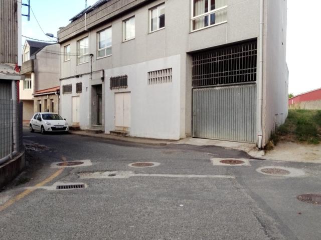 Local en zona O Burgo