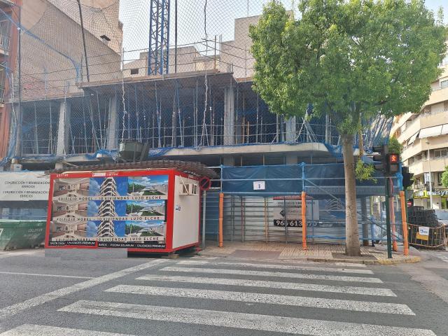 Local en alquiler a estrenar en Vicente Blasco Ibáñez, Elche