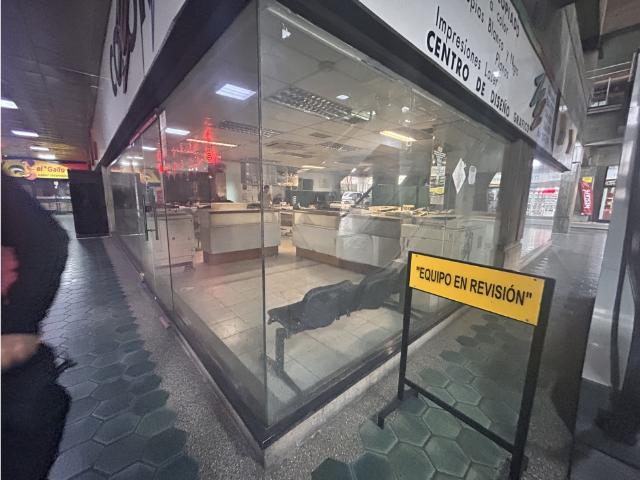 Local en Alquiler Chacao 175 mts2. Acceso calle. Fte Sambil