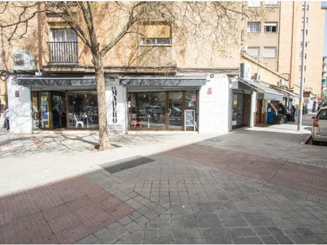 LOCAL EN ALQUILER EN AVENIDA DE CÁDIZ !