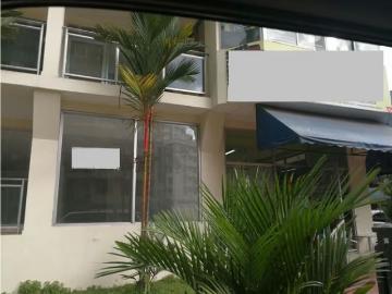 Local en alquiler en El Cangrejo | espacios por USD 1800.00 en Vía Argentina