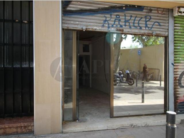 LOCAL EN ALQUILER EN EL CLOT AL LADO ZONA PEATONAL