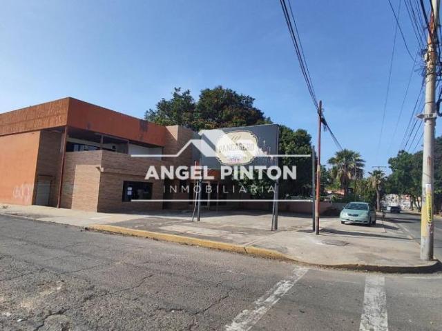 Local en Alquiler en Maracaibo Zulia 1000 m2