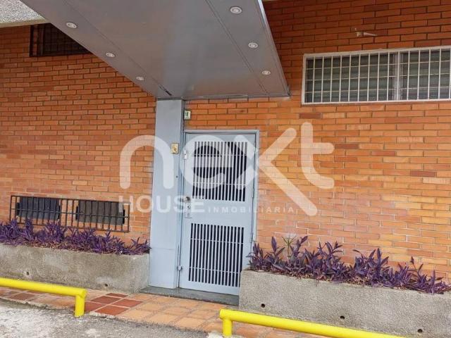 Local en Alquiler en Maracaibo Zulia 45 m2. 4 hab
