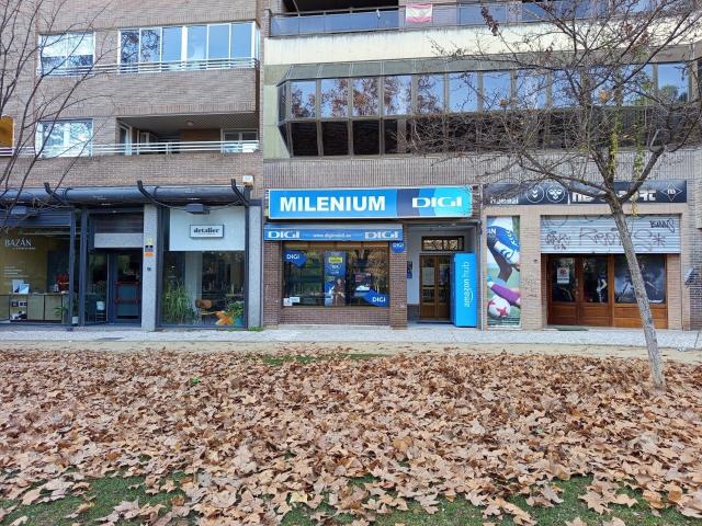 Local en alquiler en Paseo Rosales. Zaragoza