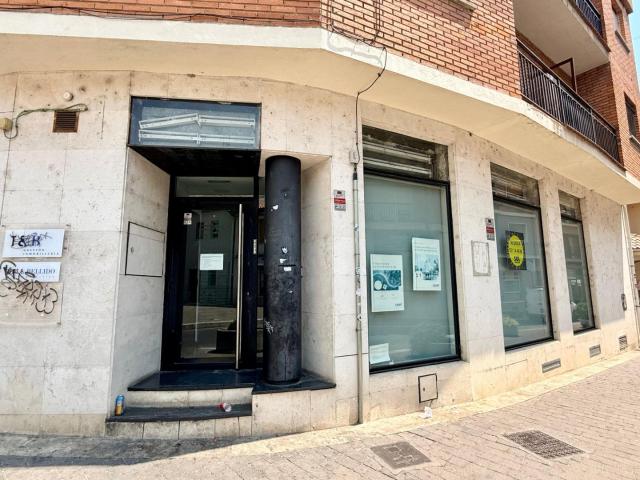 Local en Alquiler en Plaza De Los Coches, 9, Cuéllar. Ref.1197