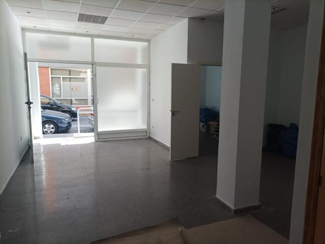 Local en Altabix: Venta, Alquiler y Opción a Vivienda en Ubicación Estratégica y provilegiada