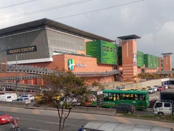 Local En Arriendo En Bogota En Hayuelos A358117