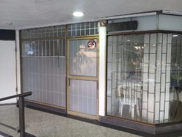 Local En Arriendo En Bogota En Santa Bibiana A274396