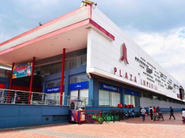 Local En Arriendo En Bogota En Suba Centro Comercial Plaza Imperial A368749
