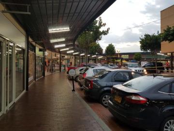 Local En Arriendo En Chia En Chia Cc Plaza Mayor A183037