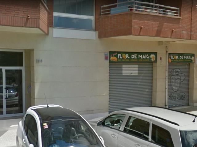 Local en Av Francesc Macià