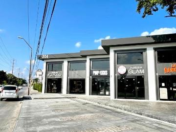 Local en Avenida Monterrey