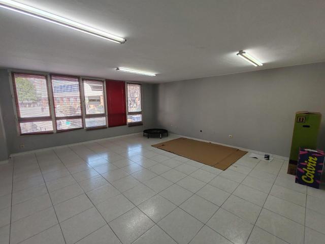 LOCAL EN BOIRO VENTA