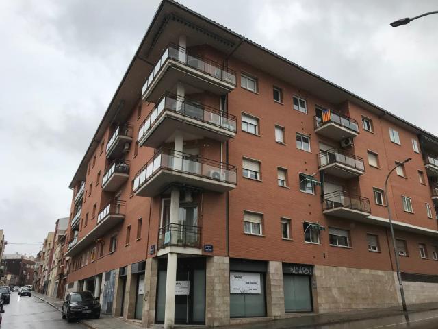 Local en C/ Miquel Servet, Terrassa Barcelona