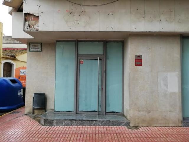 Local en C/ Avencedrell