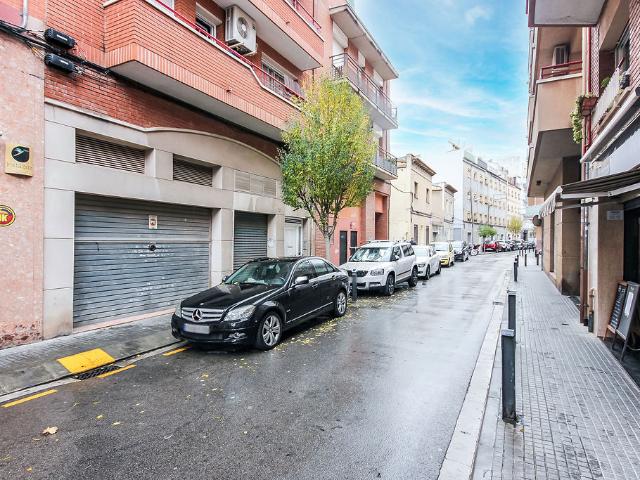 Local en C/ Francesc Layret Cornellá de Llobregat