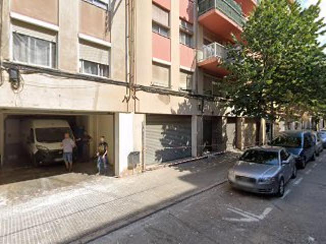 Local en C/ Rd Subira, Reus Tarragona