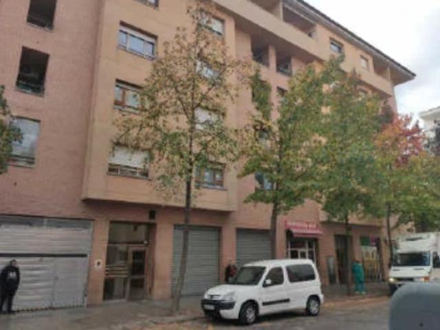 Local en C/ Torras i Bages, Girona