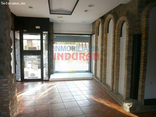 Local en calle Acacia
