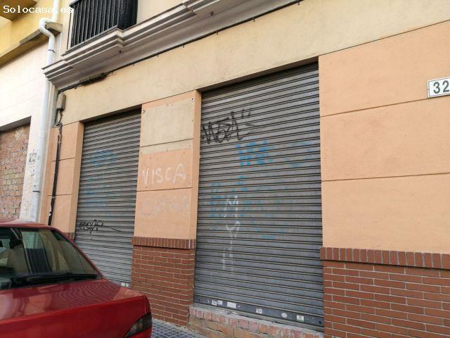 LOCAL EN CALLE CAPUCHINOS