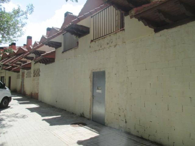 Local en construcción en Alcalá de la Selva Teruel