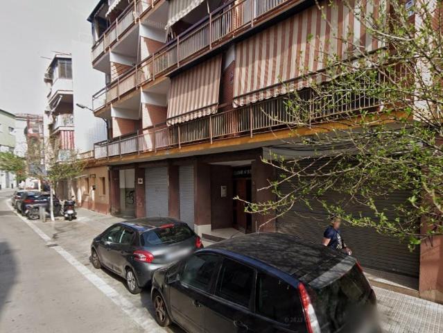 LOCAL EN CORNELLA DE LLOBREGAT