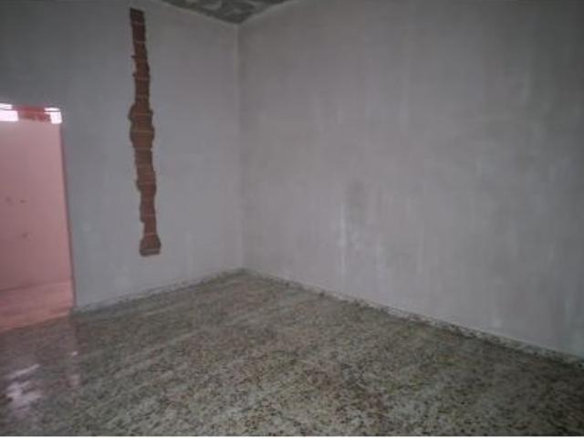 LOCAL EN CREVILLENTE REF 96372