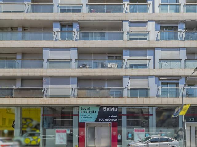 Local en Ctra de Barcelona