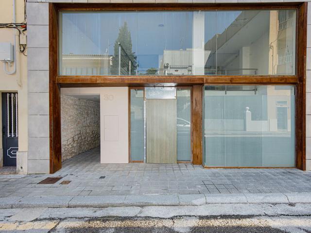 Local en C/Vilanova de la Muga