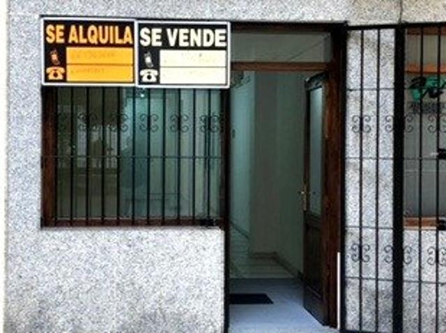 LOCAL EN EL CENTRO DE CHICLANA!