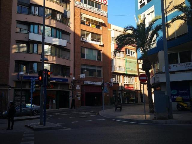 LOCAL EN EL CENTRO DE ALICANTE