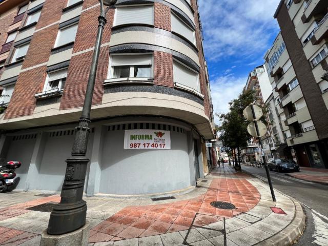 LOCAL EN EL CENTRO DE PONFERRADA