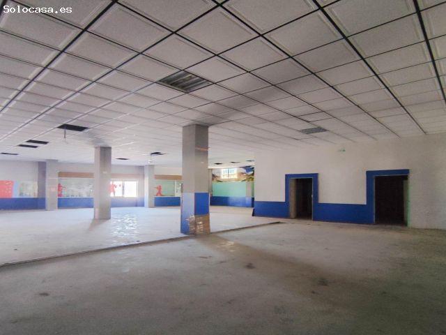 Local en Esquina en Venta Avd. Hispanidad