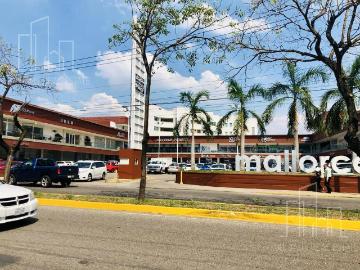 Local en Fraccionamiento La Choca sobre perif?rico plaza Mallorca Villahermosa