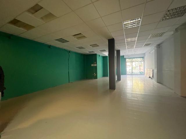 Local en Igualada con 350 m2 por 150.000 Euros