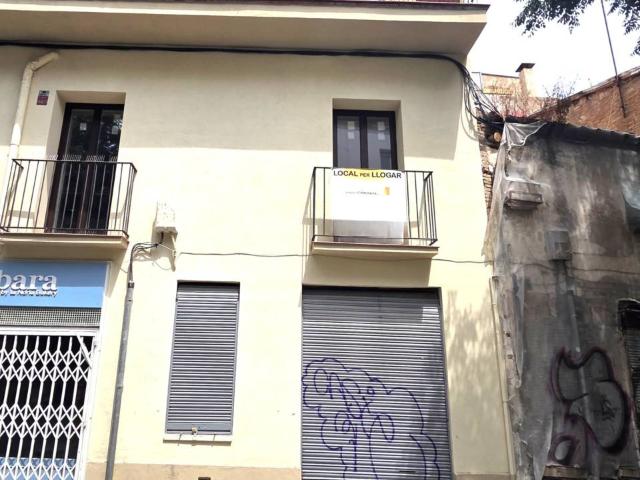 Local en la Plaça Comerç Sant Andreu