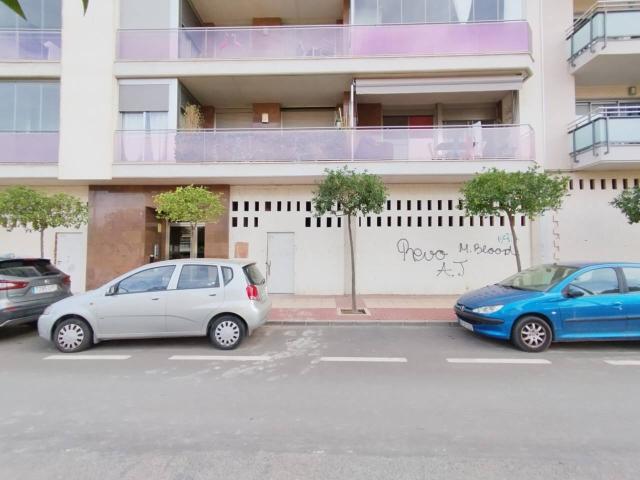 EXCELENTE LOCAL en MURCIA. zona JUAN de BORBÓN