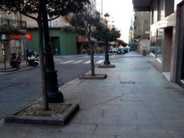 Local en pleno centro de vigo
