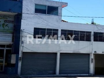 LOCAL EN RENTA
