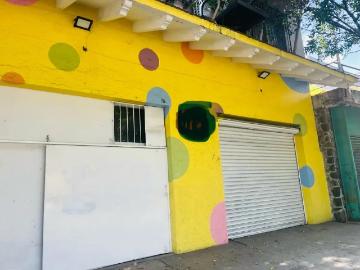 LOCAL EN RENTA 150 M2. Lomas de La Selva $19,000