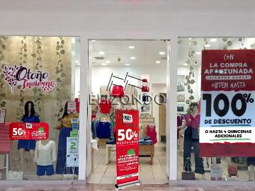 LOCAL EN RENTA, CENTRO COMERCIAL 3 ARCOS, $27,000 *Aplican pagos adicionales