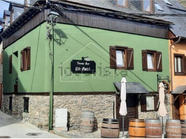 Local, Escunhau
