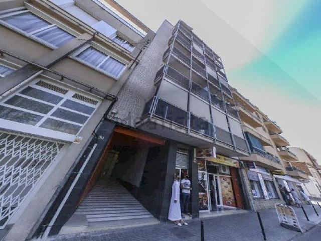 Local, Escoles, Terrassa